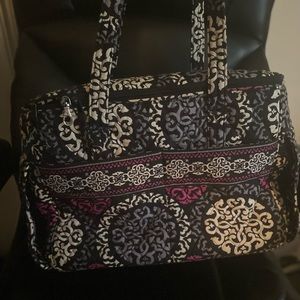 🐾 NWOT 𝐕𝐄𝐑𝐀 𝐁𝐑𝐀𝐃𝐋𝐄𝐘 pet carrier